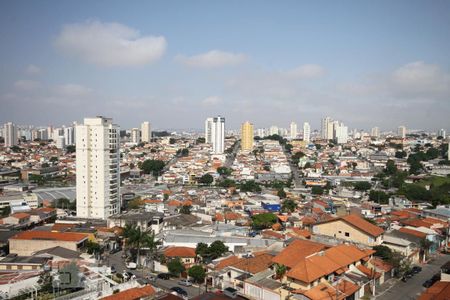 Vista de apartamento à venda com 2 quartos, 68m² em Vila Brasílio Machado, São Paulo