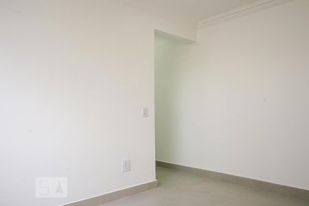 Sala de kitnet/studio para alugar com 1 quarto, 35m² em Centro, Curitiba