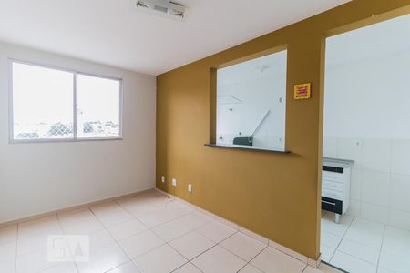 Sala de apartamento para alugar com 2 quartos, 44m² em Jardim Santa Terezinha (zona Leste), São Paulo