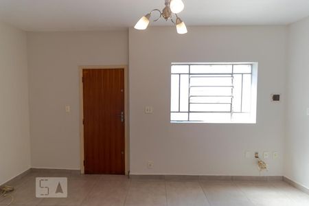 Salas de casa para alugar com 3 quartos, 100m² em Vila Teixeira, Campinas