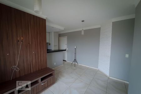 Sala de apartamento para alugar com 2 quartos, 50m² em Quinta da Paineira, São Paulo