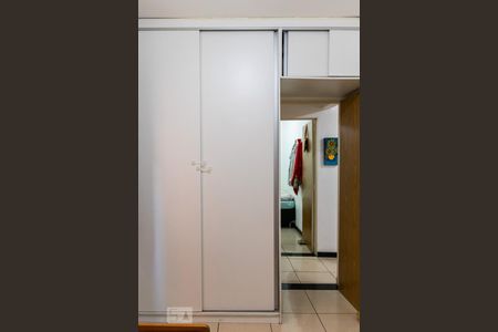 Quarto 2 de apartamento à venda com 2 quartos, 45m² em Indaiá, Belo Horizonte