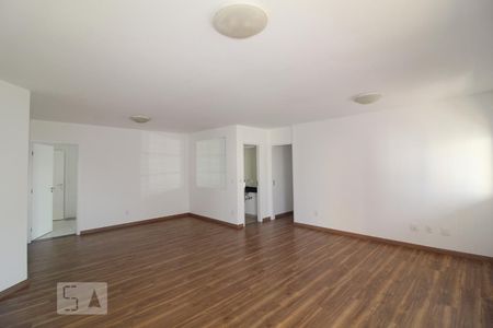 Sala de apartamento para alugar com 3 quartos, 133m² em Santa Paula, São Caetano do Sul