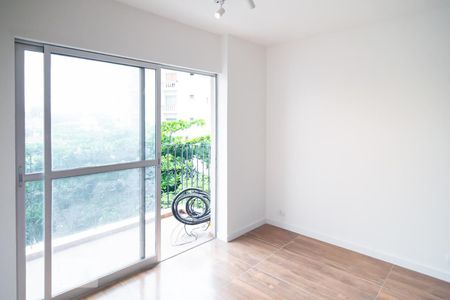 Sala de apartamento para alugar com 2 quartos, 65m² em Vila Congonhas, São Paulo