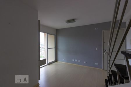 Sala com 2 ambientes  de apartamento para alugar com 3 quartos, 107m² em Parque Frondoso, Cotia