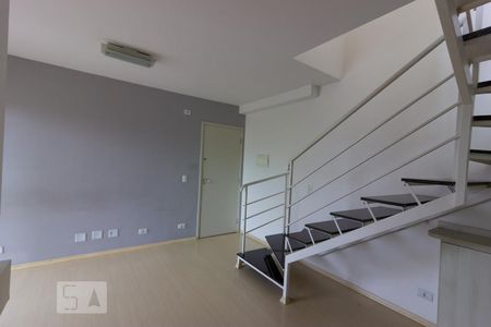 Sala com 2 ambientes  de apartamento para alugar com 3 quartos, 107m² em Parque Frondoso, Cotia