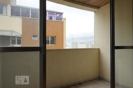 Sacada de apartamento para alugar com 3 quartos, 87m² em Água Verde, Curitiba