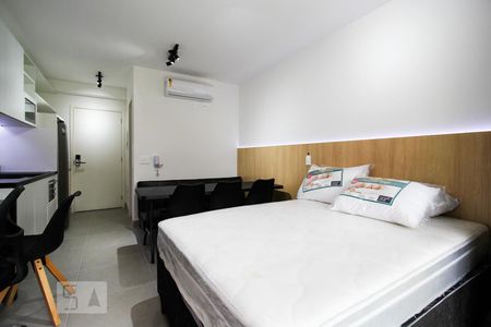 Quarto  de apartamento à venda com 1 quarto, 26m² em Indianópolis, São Paulo