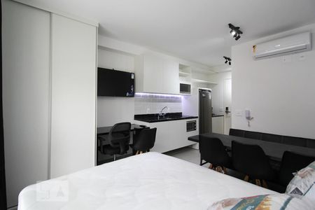 Quarto  de apartamento à venda com 1 quarto, 26m² em Indianópolis, São Paulo