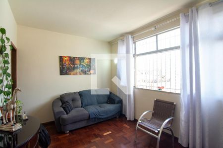 Sala de apartamento à venda com 3 quartos, 120m² em Coração Eucarístico, Belo Horizonte