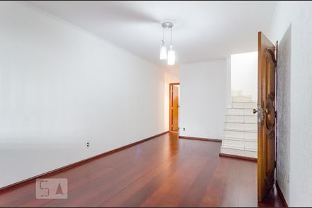 Sala de casa à venda com 3 quartos, 200m² em Campo Belo, São Paulo