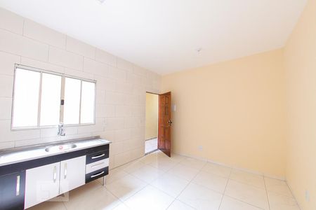 Cozinha de casa para alugar com 1 quarto, 45m² em Jardim São Paulo, Guarulhos