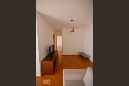 Sala de apartamento para alugar com 2 quartos, 75m² em Vila Butantã, São Paulo