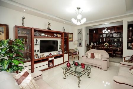 Sala  de casa à venda com 6 quartos, 300m² em Engenho de Dentro, Rio de Janeiro