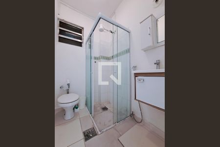 Banheiro social de apartamento para alugar com 1 quarto, 30m² em Copacabana, Rio de Janeiro