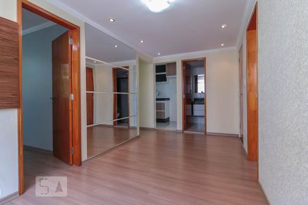 Sala de apartamento para alugar com 3 quartos, 49m² em Cidade Líder, São Paulo