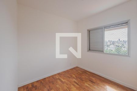 Quarto 2 de apartamento para alugar com 3 quartos, 72m² em Alto de Pinheiros, São Paulo