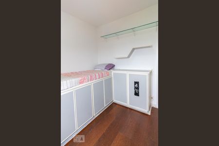 Quarto 1 de apartamento para alugar com 2 quartos, 72m² em Alto de Pinheiros, São Paulo