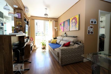 Sala de apartamento à venda com 2 quartos, 58m² em Jardim Sabará, Porto Alegre