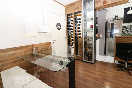 Sala de apartamento à venda com 2 quartos, 58m² em Jardim Sabará, Porto Alegre