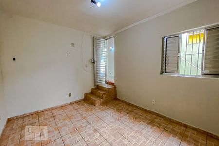 Quarto de casa de condomínio para alugar com 1 quarto, 55m² em Vila Granada, São Paulo