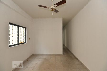 Casa à venda com 100m², 3 quartos e 2 vagas