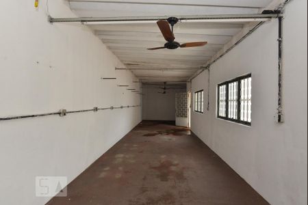 Casa à venda com 100m², 3 quartos e 2 vagas