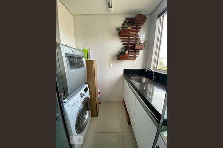 Cozinha de apartamento para alugar com 2 quartos, 59m² em São Pedro, Belo Horizonte