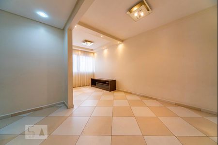 Sala de apartamento para alugar com 3 quartos, 70m² em Jardim Santo André, Santo André