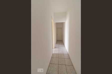 Corredor de casa para alugar com 2 quartos, 360m² em Vila Guilherme, São Paulo