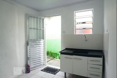 Sala/Cozinha de casa para alugar com 1 quarto, 30m² em Parque Artur Alvim, São Paulo