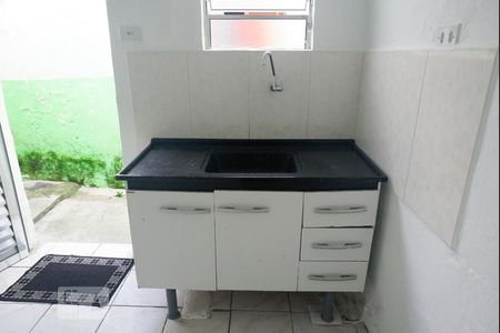 Sala/Cozinha de casa para alugar com 1 quarto, 30m² em Parque Artur Alvim, São Paulo