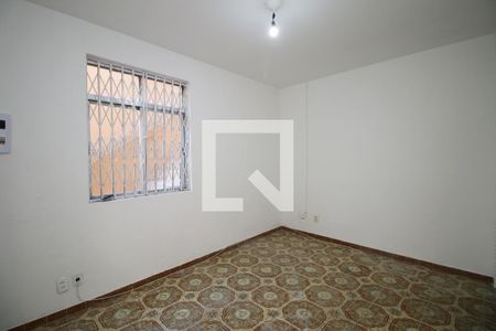 Sala de casa para alugar com 3 quartos, 90m² em Braz de Pina, Rio de Janeiro