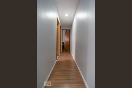Corredor de apartamento à venda com 1 quarto, 37m² em Jardim Iris, São Paulo