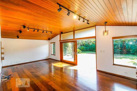 Sala de casa para alugar com 4 quartos, 349m² em Granja Julieta, São Paulo