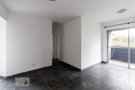 Sala de apartamento para alugar com 2 quartos, 75m² em Vila Olímpia, São Paulo