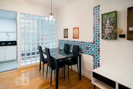 Sala de apartamento para alugar com 2 quartos, 94m² em Vila Cordeiro, São Paulo