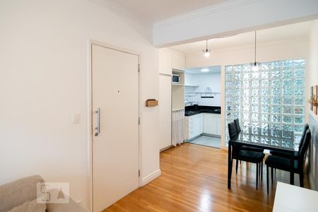 Sala de apartamento para alugar com 2 quartos, 94m² em Vila Cordeiro, São Paulo