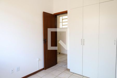 Quarto de casa de condomínio para alugar com 2 quartos, 55m² em Estrela Dalva, Belo Horizonte