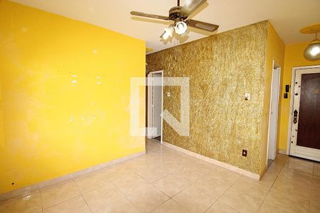 Sala de apartamento para alugar com 2 quartos, 46m² em Del Castilho, Rio de Janeiro