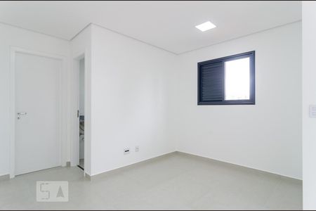 Sala de apartamento para alugar com 2 quartos, 50m² em Chácara Inglesa, São Paulo