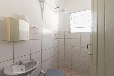 Banheiro  de casa para alugar com 2 quartos, 100m² em Penha de França, São Paulo