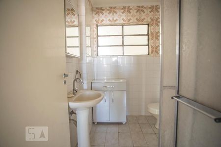 Banheiro de apartamento à venda com 1 quarto, 45m² em Vila Clementino, São Paulo