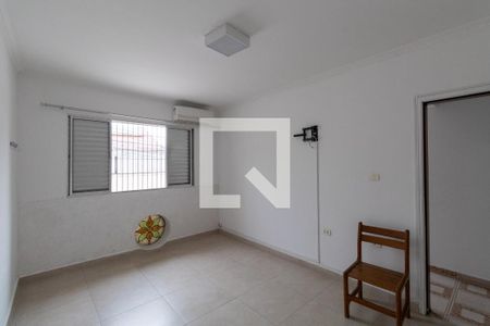 Quarto 1 de casa para alugar com 3 quartos, 300m² em Jardim Triana, São Paulo