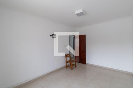 Quarto 1 de casa para alugar com 3 quartos, 250m² em Jardim Triana, São Paulo