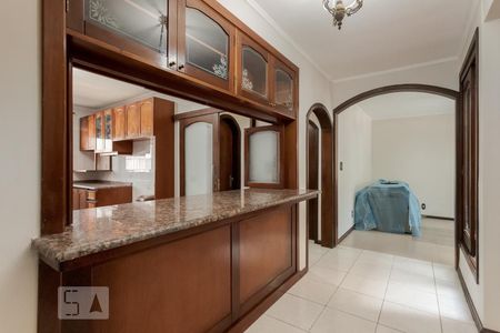 Corredor de casa à venda com 5 quartos, 287m² em Jardim Itu Sabará, Porto Alegre