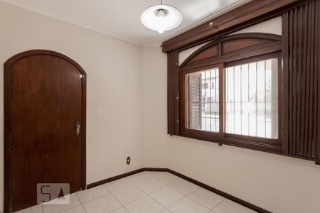 Quarto 1 de casa à venda com 5 quartos, 287m² em Jardim Itu Sabará, Porto Alegre