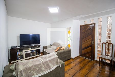 Sala de casa à venda com 3 quartos, 250m² em Vila Nilo, São Paulo