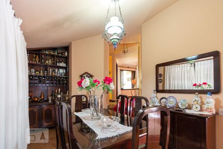 Sala de Jantar de casa à venda com 4 quartos, 220m² em Auxiliadora, Porto Alegre