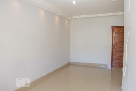 Sala de apartamento para alugar com 3 quartos, 180m² em Vila Valqueire, Rio de Janeiro